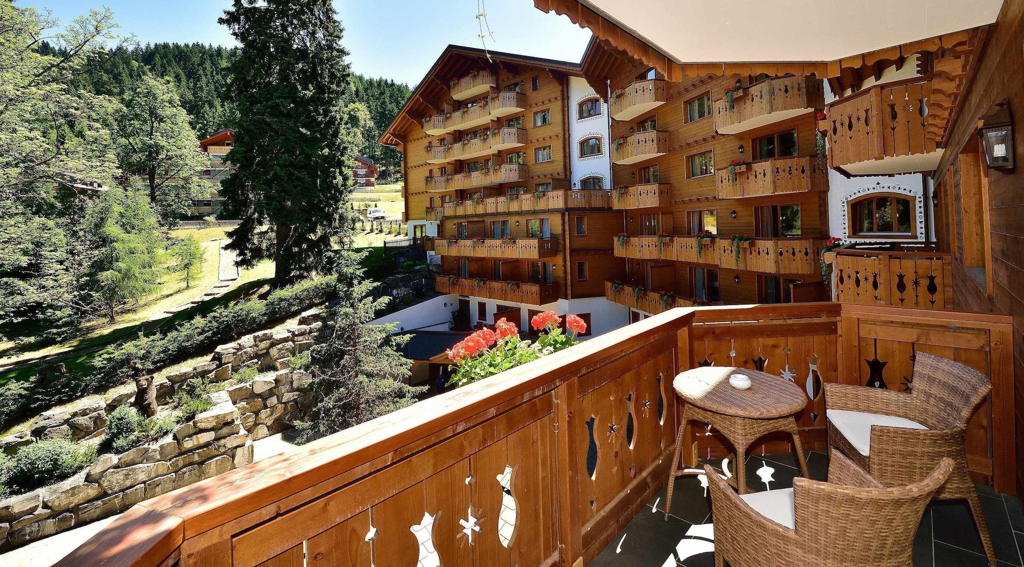 Chalet Royalp Hotel & Spa Villars-sur-Ollon Bagian luar foto