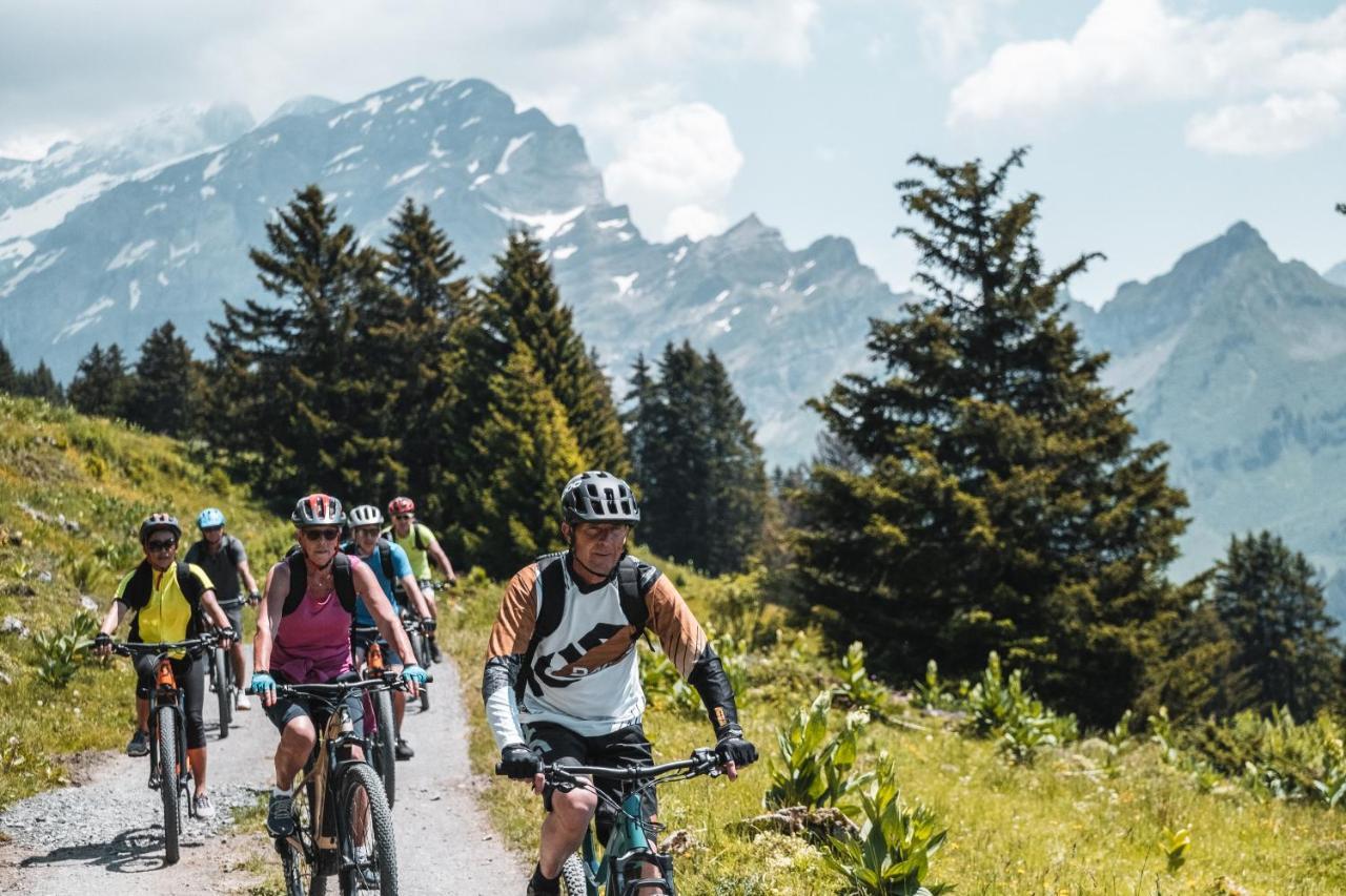 Chalet Royalp Hotel & Spa Villars-sur-Ollon Bagian luar foto